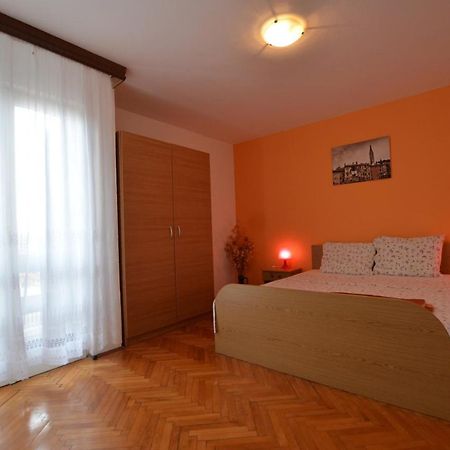 Brigita Apartments Ровин Екстериор снимка
