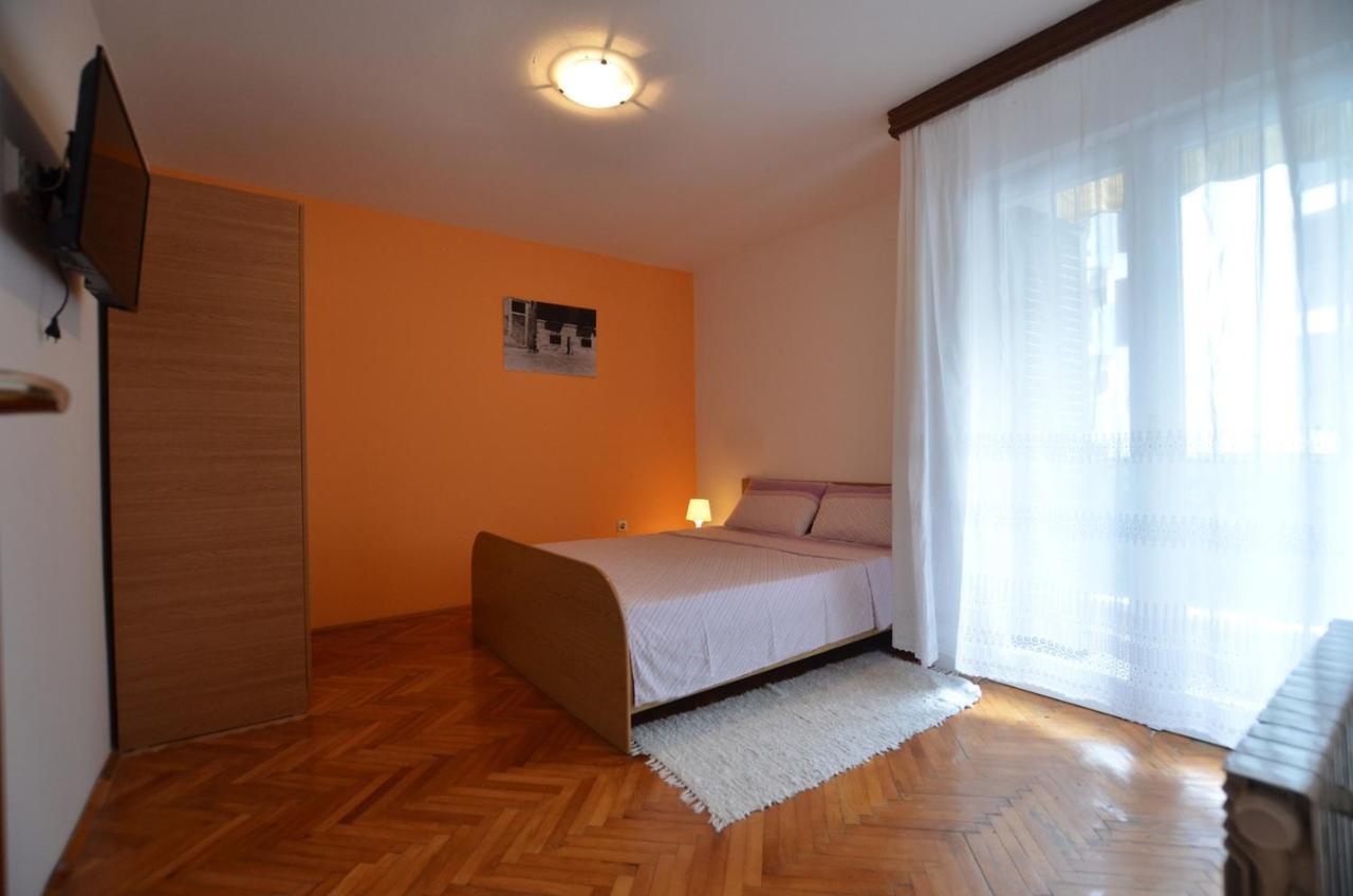 Brigita Apartments Ровин Екстериор снимка